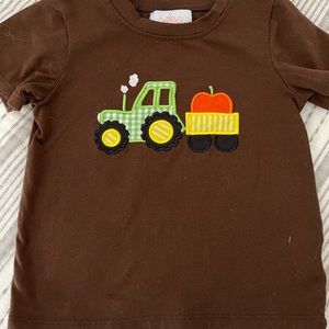 Short sleeve fall embroidered t-shirt. Size small (9-12 mo)